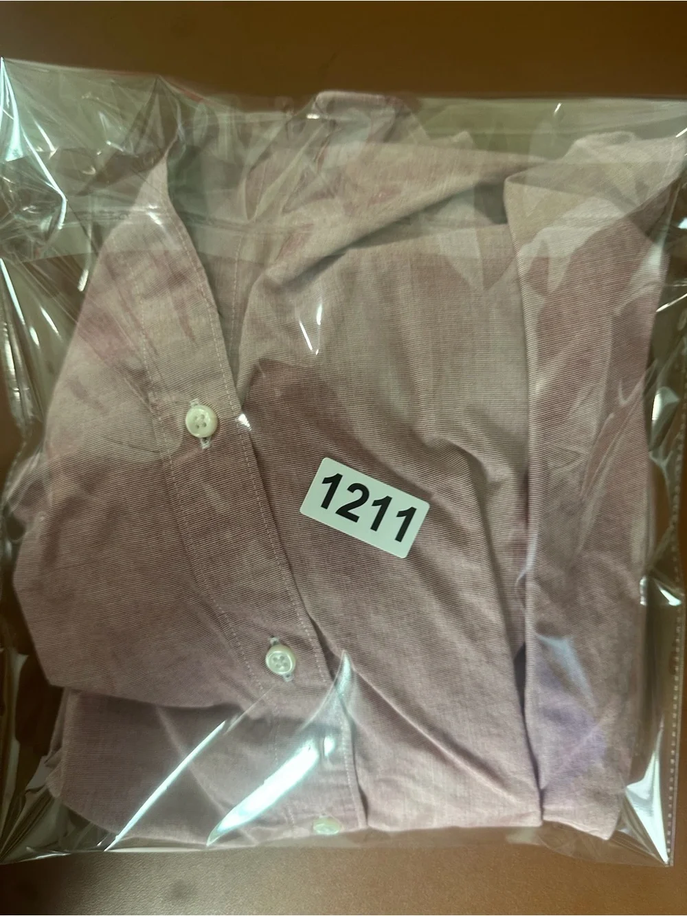 J. Crew Men's Button-Down Shirt in Rose 100% Cotton size Large